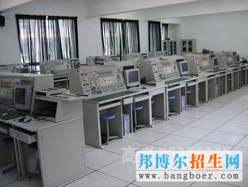 金肯職業(yè)技術(shù)學(xué)院電氣自動(dòng)化技術(shù)專(zhuān)業(yè)實(shí)驗(yàn)室2891