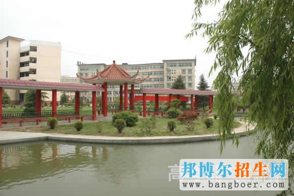 安徽綠海商務職業(yè)學院校園一角5038