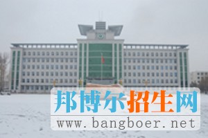 白城醫(yī)學高等?？茖W校校園一角5091