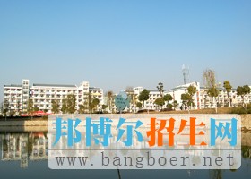 安徽機電職業(yè)技術(shù)學院校園一角4937