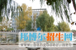 白城醫(yī)學(xué)高等?？茖W(xué)校校園一角5095