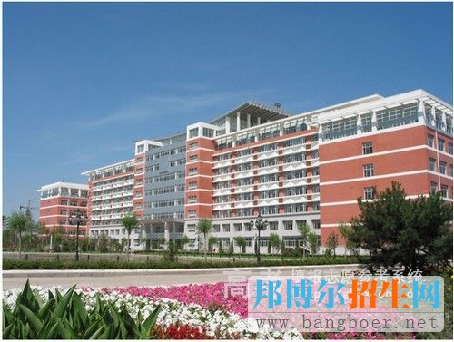 黑龍江生物科技職業(yè)學院校園一角511