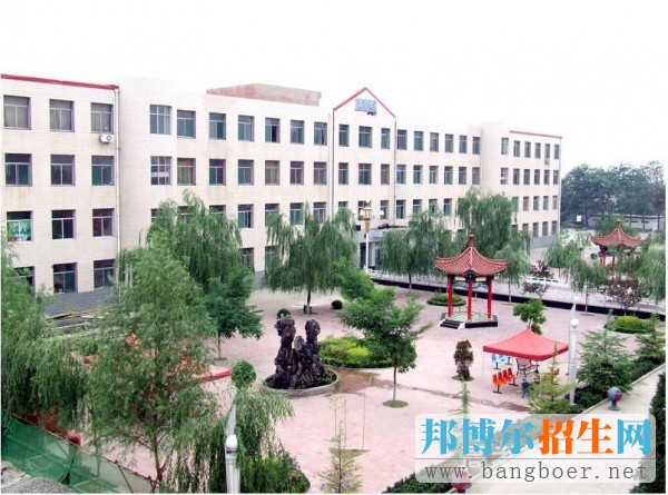 山西信息職業(yè)技術(shù)學院校園一角3070