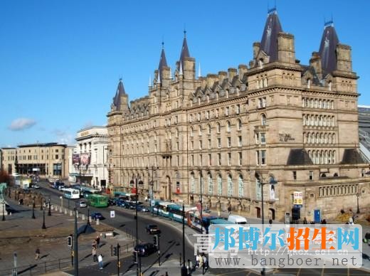 上海理工大學(xué)中英國(guó)際學(xué)院利物浦約翰莫爾斯大學(xué)1228