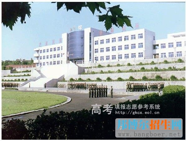 解放軍西安通信學(xué)院校園一角4854