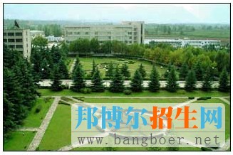 解放軍西安通信學(xué)院校園一角4871
