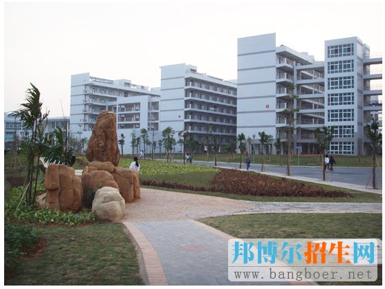 江門職業(yè)技術學院校園一角13037