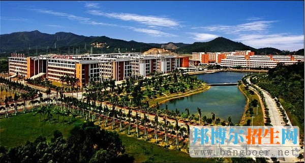 華南理工大學廣州學院校園一角197