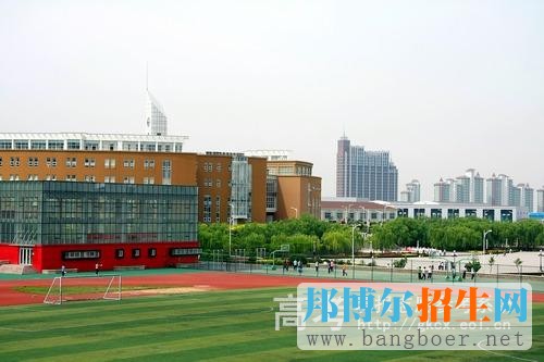 青島理工大學(xué)琴島學(xué)院體育場(chǎng)8337