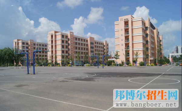 遼寧工程職業(yè)學院籃球場地4838