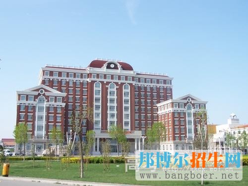 天津外國語大學(xué)濱海外事學(xué)院校園一角1406