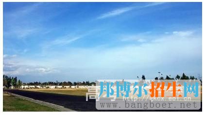 云南體育運動職業(yè)技術學院校園一角3786