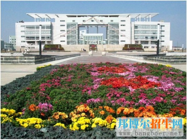 蘇州信息職業(yè)技術(shù)學院校園一角3390