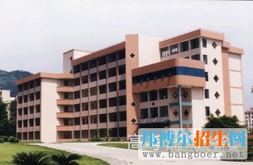 寧德師范學(xué)院校園一角5757