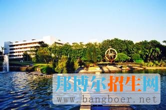 深圳大學