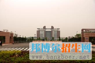 長沙理工大學(xué)1