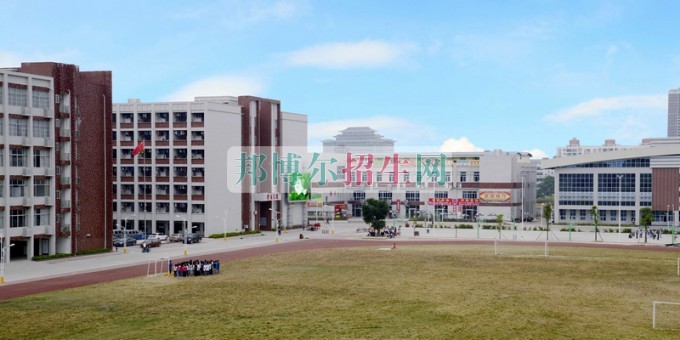 廣西工商職業(yè)技術(shù)學院招生辦聯(lián)系電話