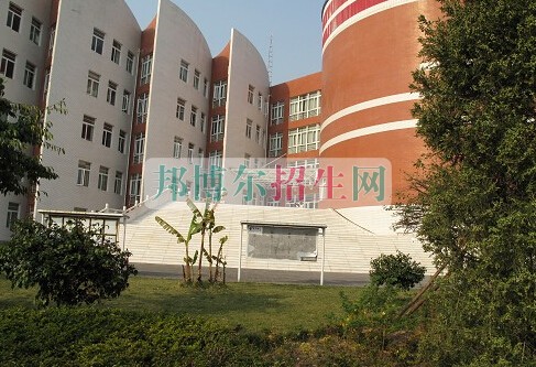 保山中醫(yī)藥高等?？茖W(xué)校