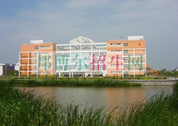 上海思博職業(yè)技術(shù)學院招生辦聯(lián)系電話