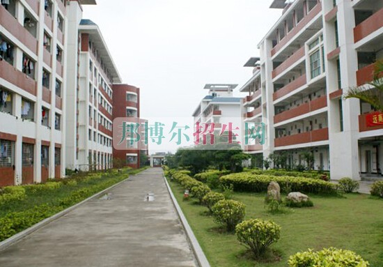 泉州醫(yī)學(xué)高等?？茖W(xué)校