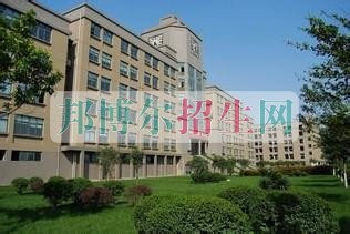 成都信息工程學(xué)院銀杏酒店管理學(xué)院