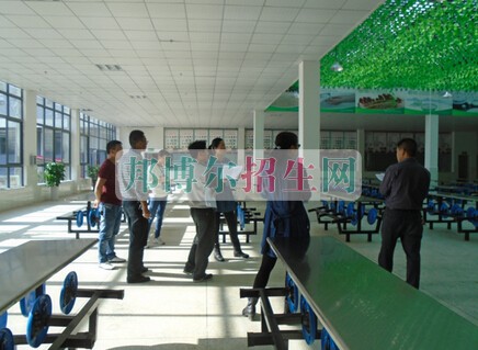 西秀區(qū)高級(jí)職業(yè)技術(shù)中學(xué)