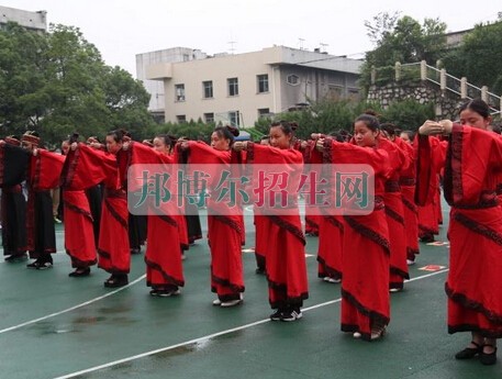 貴陽市中華職業(yè)學(xué)校