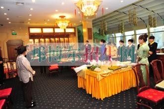 初中畢業(yè)可以去學酒店管理嗎