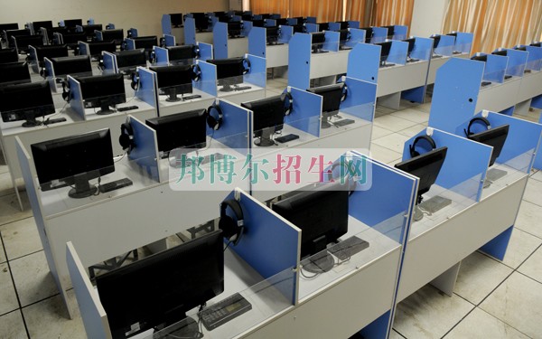 初中畢業(yè)可以上計算機網(wǎng)絡技術嗎