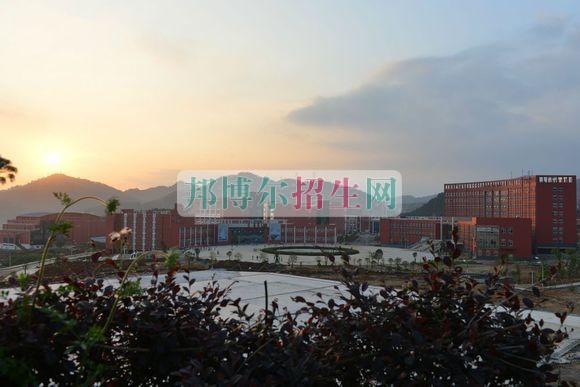 銅仁幼兒師范高等專(zhuān)科學(xué)校網(wǎng)站網(wǎng)址