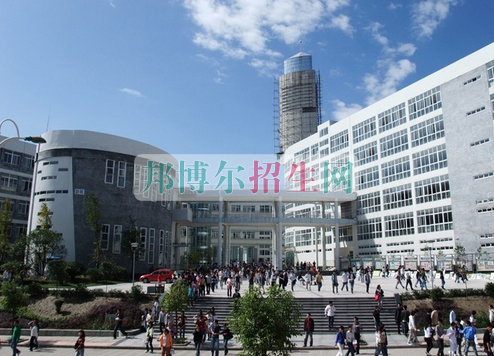 成都機械電子職業(yè)技術(shù)學校