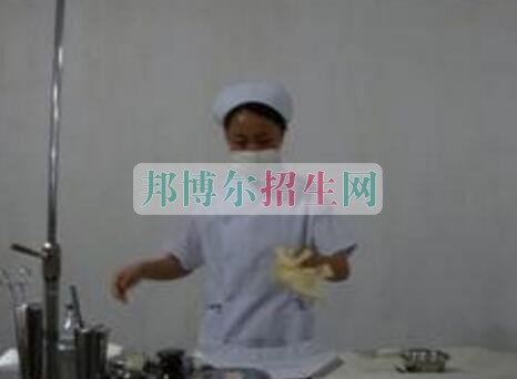 藥劑專業(yè)適合女生學嗎
