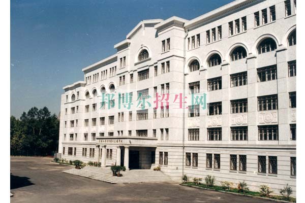 動漫設(shè)計與制作學校好不好