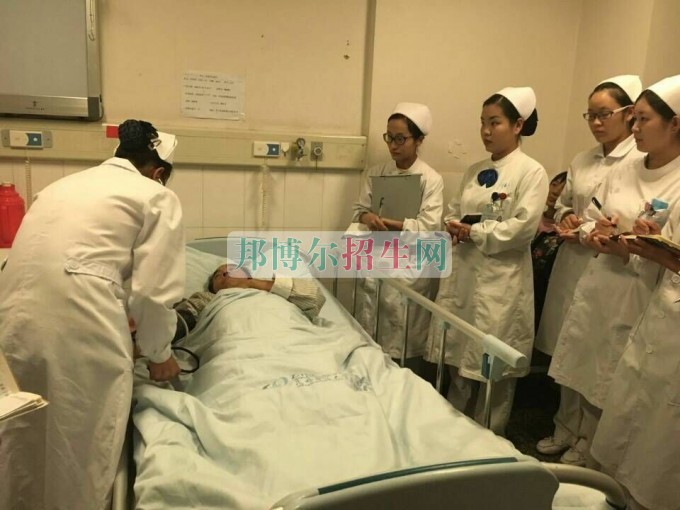 哪個助產(chǎn)護理學校最好