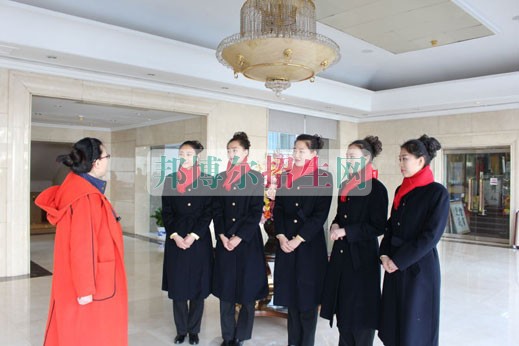 成都有幾個旅游管理學(xué)校