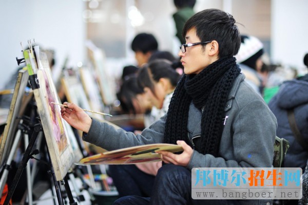2017年重慶普通高等學校藝術(shù)類專業(yè)考試成績最低控制分數(shù)線