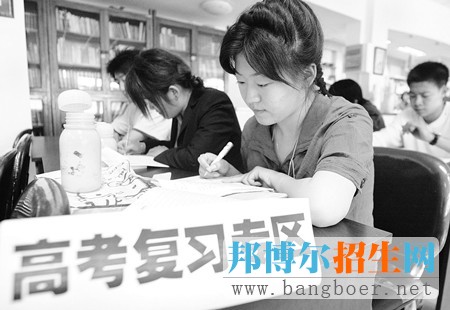 2017年四川美術(shù)類專業(yè)聯(lián)考成績什么時(shí)候出來
