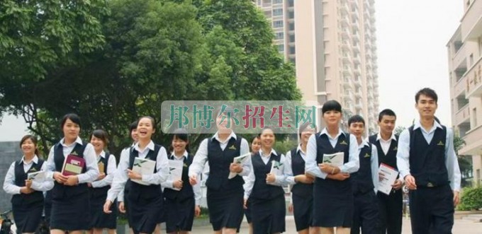 成都有酒店管理的大專大學