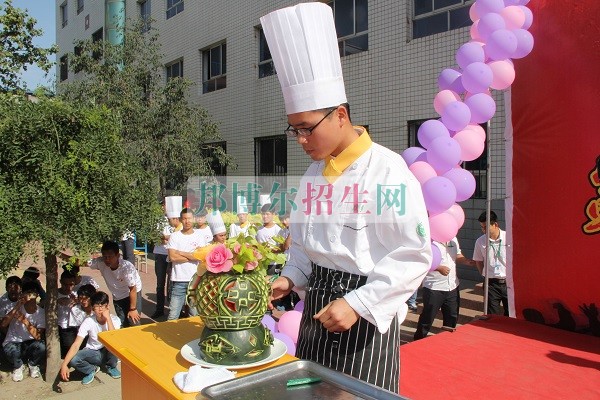 成都哪所烹飪工藝與營養(yǎng)學(xué)校好