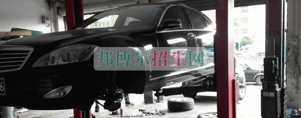 成都有哪些收汽車運用與維修養(yǎng)的大專