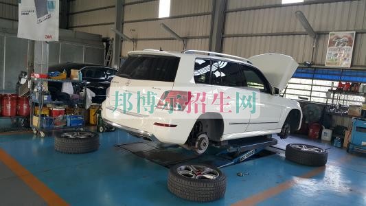 成都汽車運用與維修養(yǎng)就業(yè)形勢怎么樣