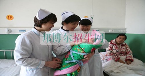 成都助產(chǎn)護理大專好的學(xué)校
