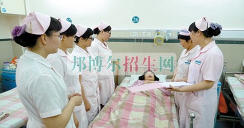 成都助產(chǎn)護理學校怎么樣