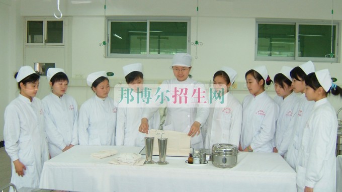 成都有眼視光技術(shù)的大專(zhuān)