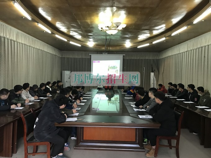 成都機(jī)電工程學(xué)校集中開展畢業(yè)生就業(yè)實習(xí)工作