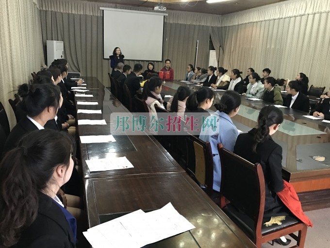 成都機(jī)電工程學(xué)校集中開展畢業(yè)生就業(yè)實習(xí)工作