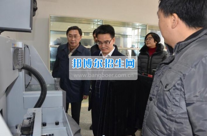 市委常委、宣傳部部長劉全勝到四川省檔案學校調(diào)研指導工作