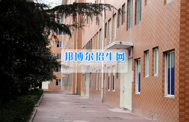 眉山科學技術(shù)學校校園大變樣了