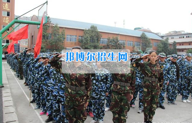 眉山科學(xué)技術(shù)學(xué)校2017春季新生軍訓(xùn)結(jié)業(yè)典禮圓滿結(jié)束