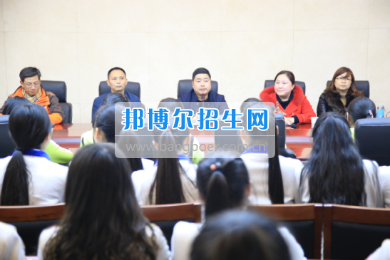 川北幼兒師范高等?？茖W校學前教育系赴南江小河職中調研